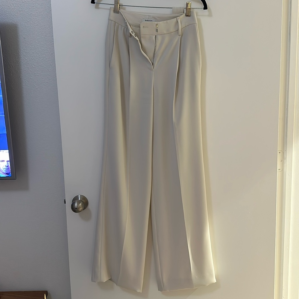 Dressy off white pants with belt